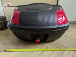 Kufr s opěrkou na motorku pro 2 helmy-systém GIVI