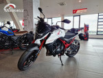 Honda CB750 Hornet - předváděcí motocykl