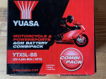 Baterie Yuasa YTX5L-BS