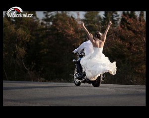 Svatební moto doprovod Adélka & Honzino 16.6.2018